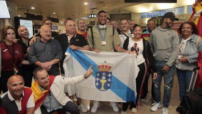 Bienvenida al medallista olímpico Enmanuel Reyes en A Coruña @ Quintana (8)