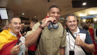 Bienvenida al medallista olímpico Enmanuel Reyes en A Coruña @ Quintana (3)