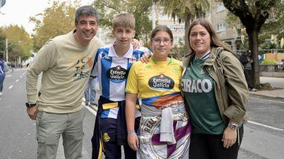 La afición apoyó al Depor en Riazor ante el Eldense @Javier Alborés (5)