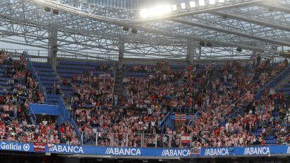 El Dépor rescata un punto de Riazor en un partido gris de los blanquiazules (145)