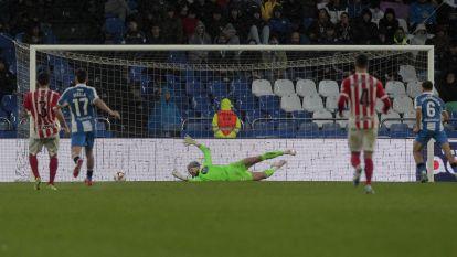 El Dépor rescata un punto de Riazor en un partido gris de los blanquiazules (198)