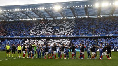 El Dépor rescata un punto de Riazor en un partido gris de los blanquiazules (157)