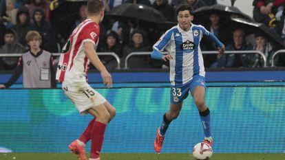 El Dépor rescata un punto de Riazor en un partido gris de los blanquiazules (185)