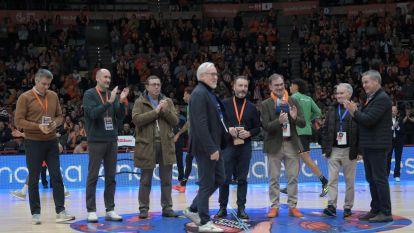 El Leyma Básquet Coruña tropieza con el Joventut (9)