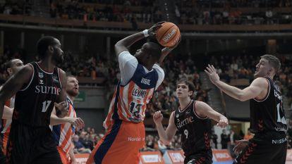 El Bilbao derrota al Leyma Básquet Coruña (25)