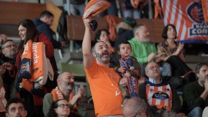 El Leyma Básquet Coruña tropieza con el Joventut (6)