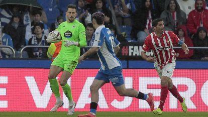 El Dépor rescata un punto de Riazor en un partido gris de los blanquiazules (174)