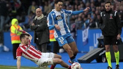 El Dépor rescata un punto de Riazor en un partido gris de los blanquiazules (227)