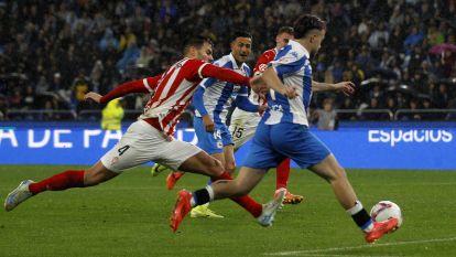 El Dépor rescata un punto de Riazor en un partido gris de los blanquiazules (256)