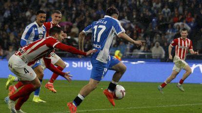 El Dépor rescata un punto de Riazor en un partido gris de los blanquiazules (257)