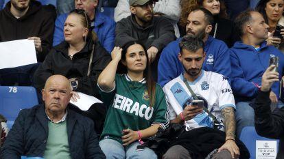 El Dépor rescata un punto de Riazor en un partido gris de los blanquiazules (149)