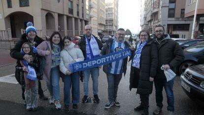 Ambiente en los aledaños de Riazor en el encuentro Dépor - Levante