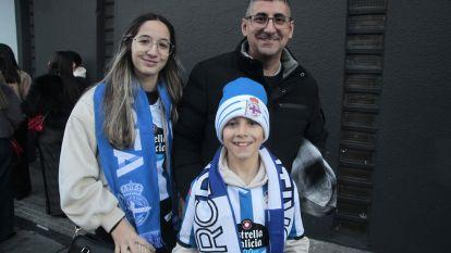 Ambiente en los aledaños de Riazor en el encuentro Dépor - Levante