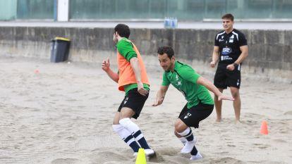 El Liceo se entrena en la playa de Riazor FOTO Patricia G. Fraga (15)
