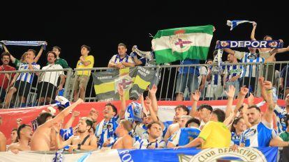 El Dépor contó con el apoyo de su afición en Granada FOTO Fernando Fernández (27)