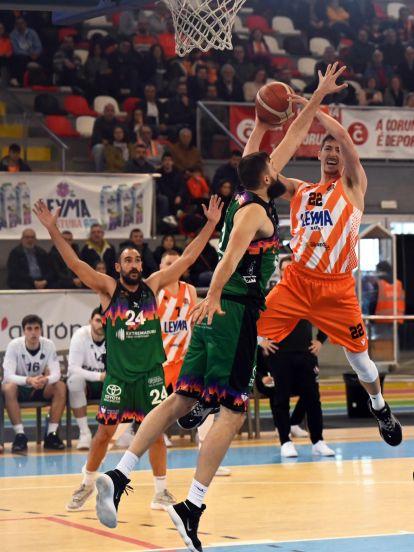 Leyma Coruña Cáceres (26)