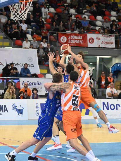 El Leyma Basquet Coruña domó al Oviedo (61) @Pedro Puig