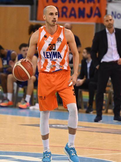El Leyma Basquet Coruña domó al Oviedo (57) @Pedro Puig