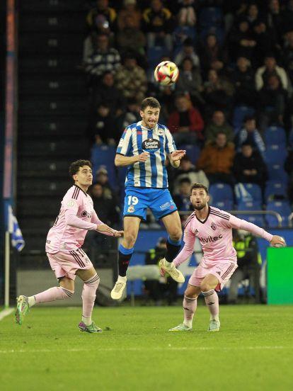 El Depor supera con justicia al Ponferradina (16)