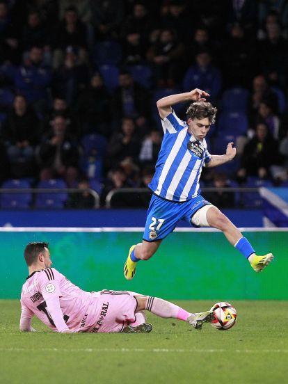 El Depor supera con justicia al Ponferradina (45)