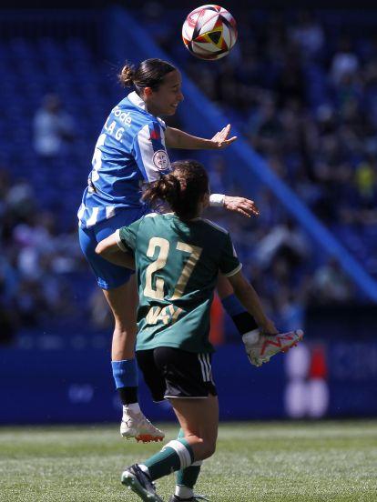 El Depor Abanca asciende tras derrotar al Cacereño en Riazor @Quintana (5)