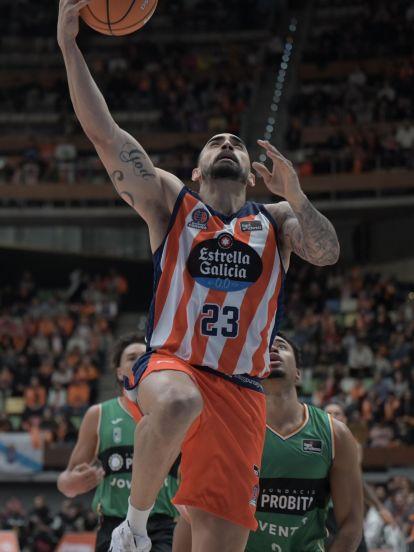 El Leyma Básquet Coruña tropieza con el Joventut (25)