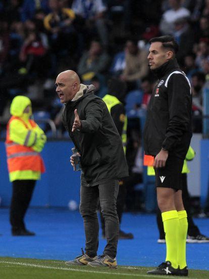 El Dépor rescata un punto de Riazor en un partido gris de los blanquiazules (230)