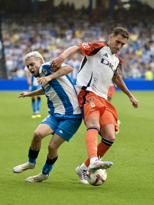 Debut del Depor ante el Oviedo @Javier Alborés (32)