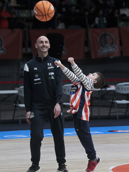 Entrenamiento a puerta abierta del Leyma en el Colisuem @Quintana (30)