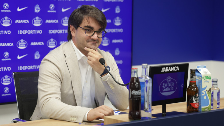 Massimo Benassi, director general del Deportivo, durante su comparecencia tras el cierre de mercado de fichajes