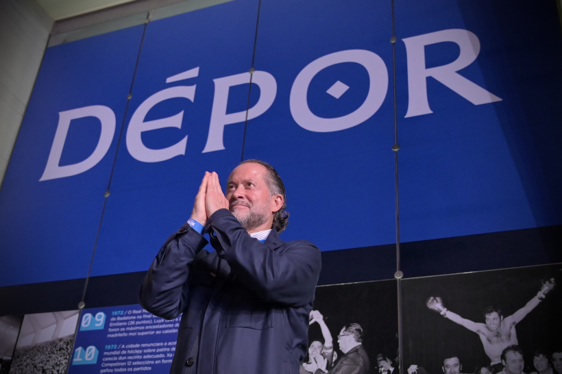 Juan Carlos Escotet en la Fan Zone de Riazor