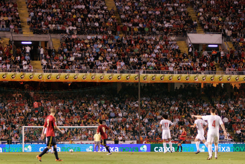 Imagen del encuentro entre España y Bélgica en Riazor en 2009