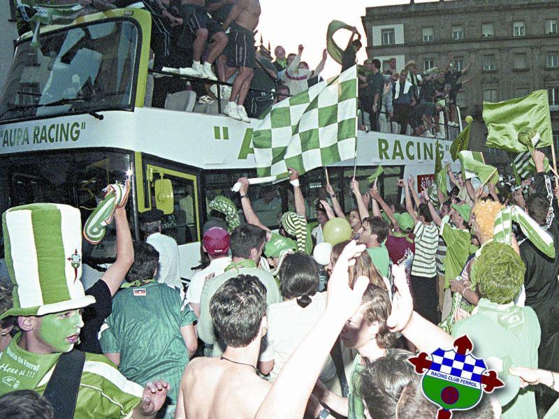 Portada racing ascenso 2000