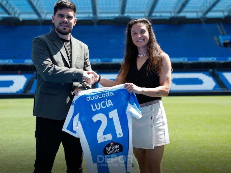 Lucu00eda Martu00ednez renueva hasta 2026 (2)