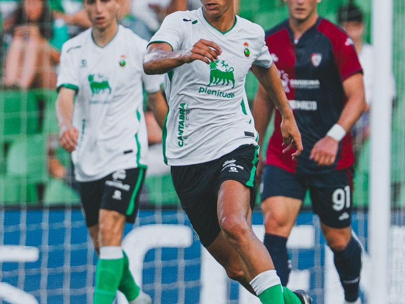 El Racing se enfrentu00f3 al Cagliari AGENCIAS