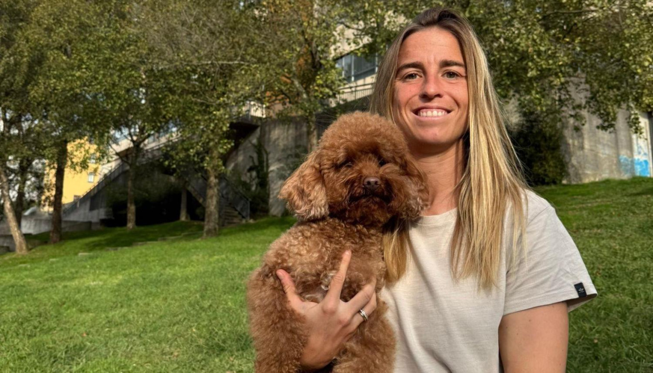 Bárbara Latorre, del Dépor Abanca, con Teo