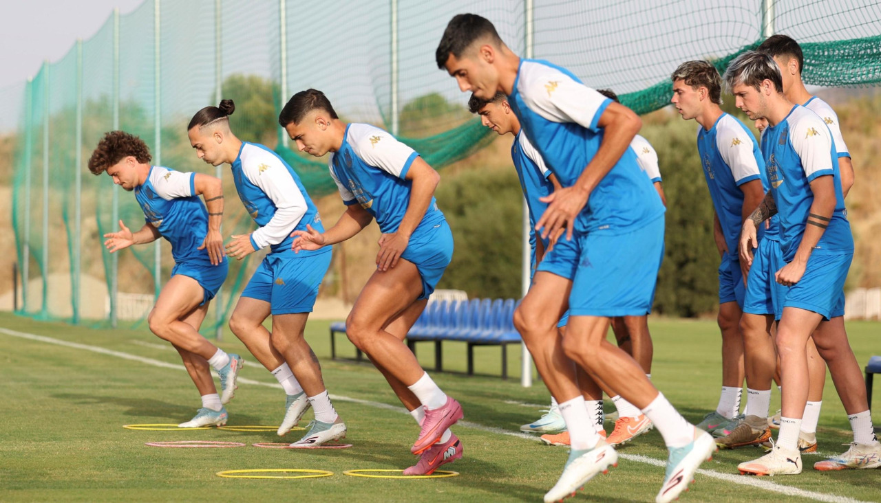 Mario Soriano, Luismi Cruz, Yeremay y Villares, durante el entrenamiento del equipo coruñés en Málaga