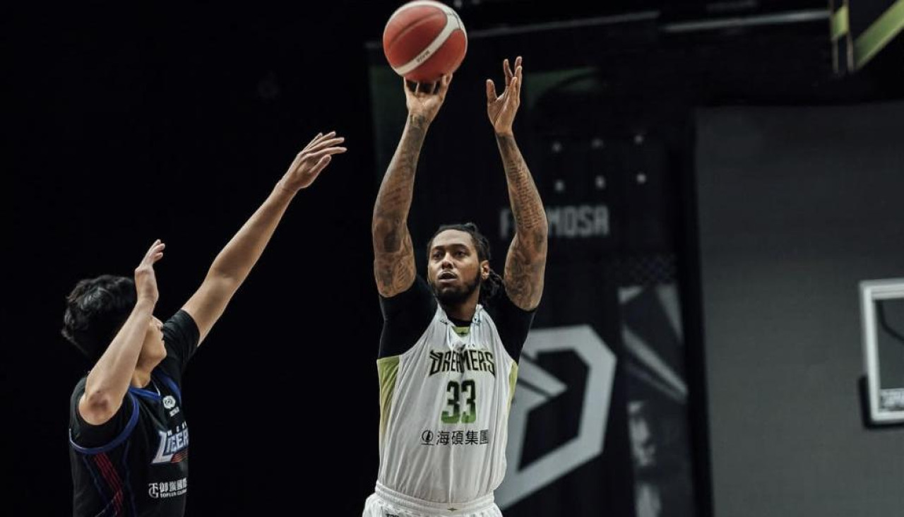 Trey Thompkins en la liga de Taiwan