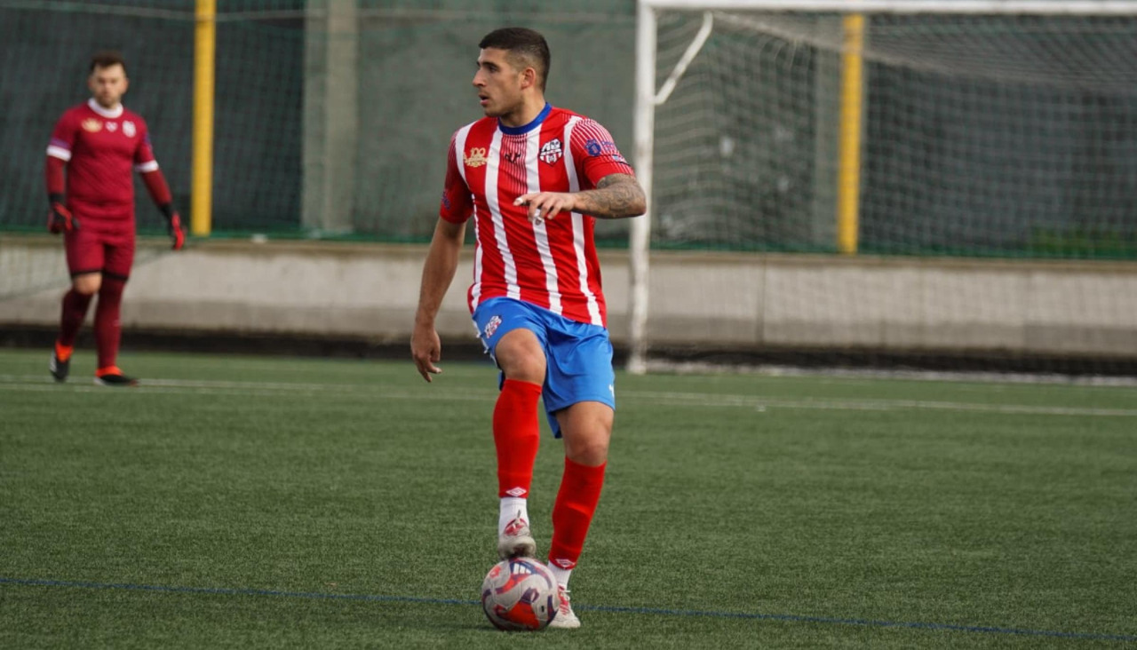 Enzo Pettofrezza, durante el partido del pasado domingo ante el Relámpago