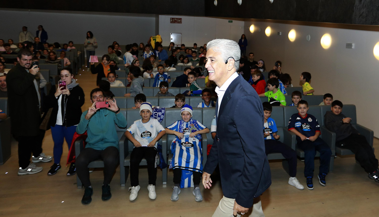 Bebeto, entrando en el acto