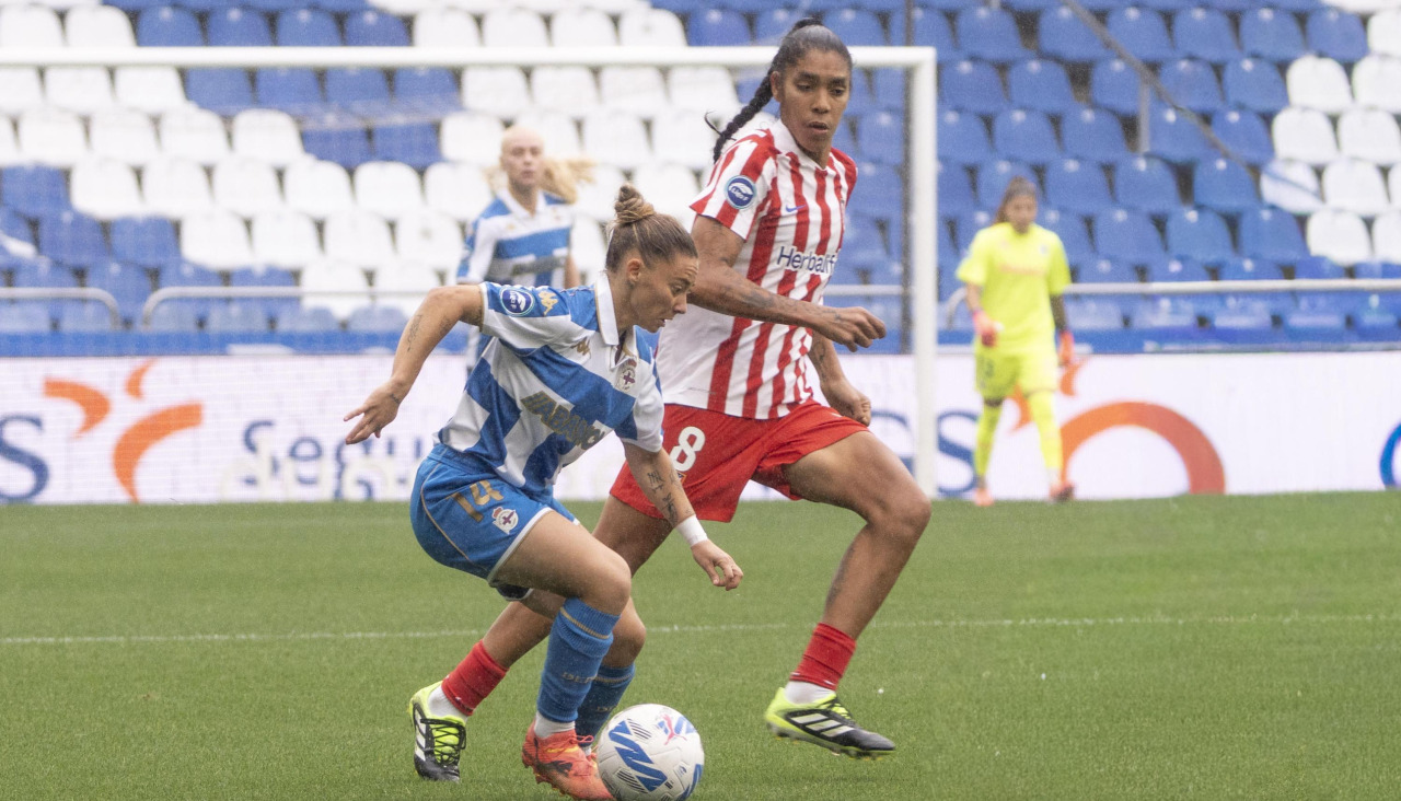 La exdeportivista Gaby García defiende a Ainhoa en el encuentro entre Deportivo y Atlético de Madrid