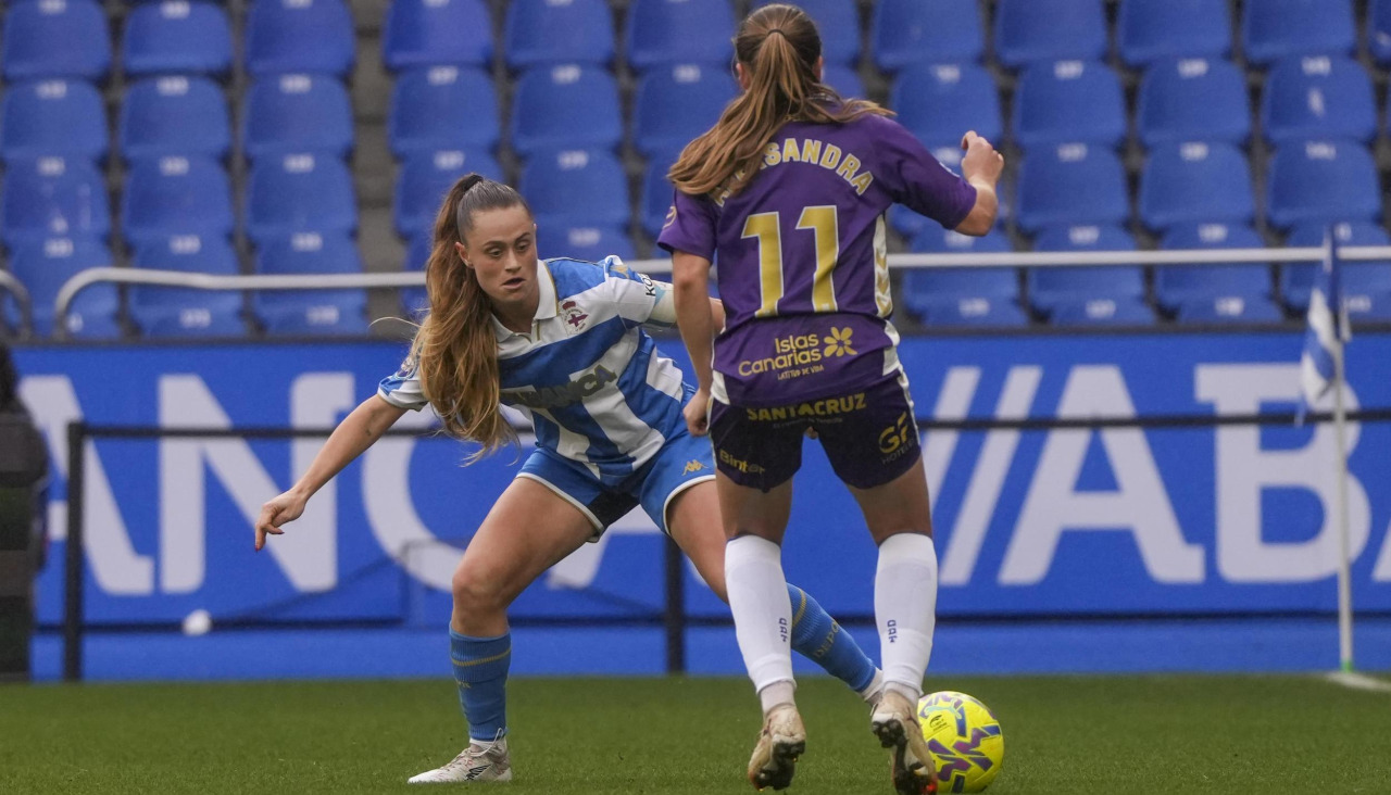 Aleksandra encara a Vera en el partido del pasado domingo entre Deportivo y Costa Adeje Tenerife