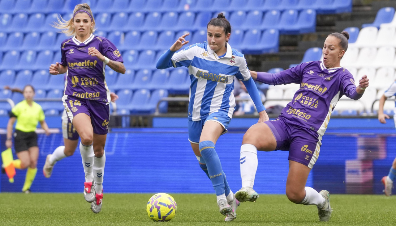 Lucía Rivas en el encuentro ante el Costa Adeje Tenerife