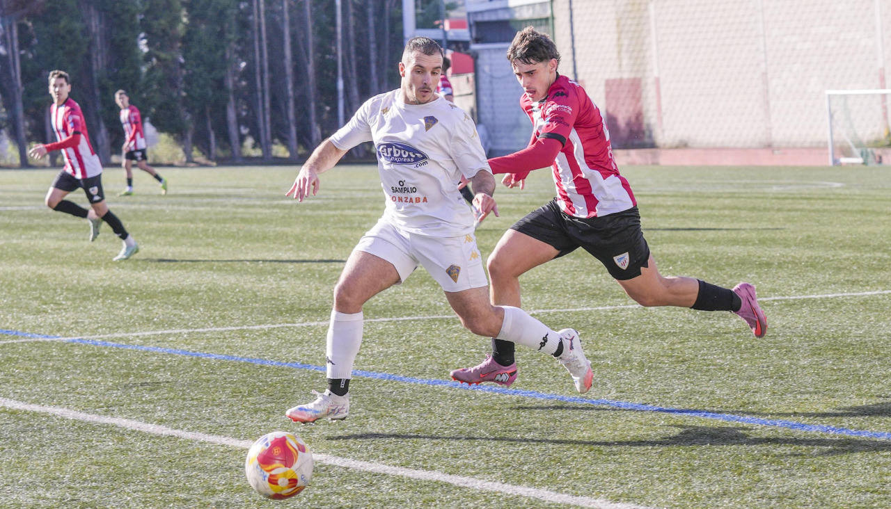 Moure, jugador con más minutos del Silva esta temporada, el pasado domingo ante el Arteixo