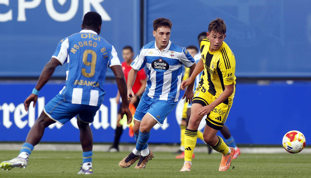 Nájera y Bil, en una acción del Fabril-Vetusta