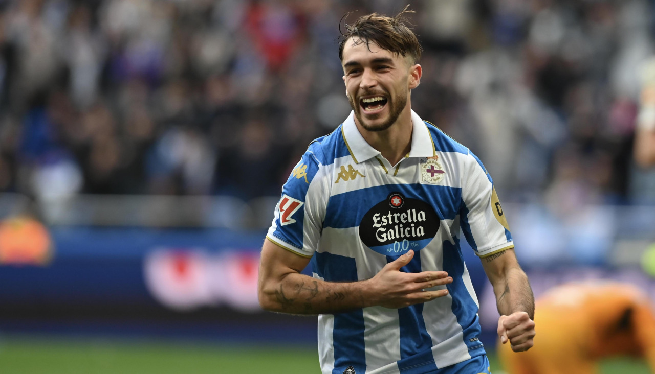 Altimira celebra el 2-0 del Deportivo ante el Albacete