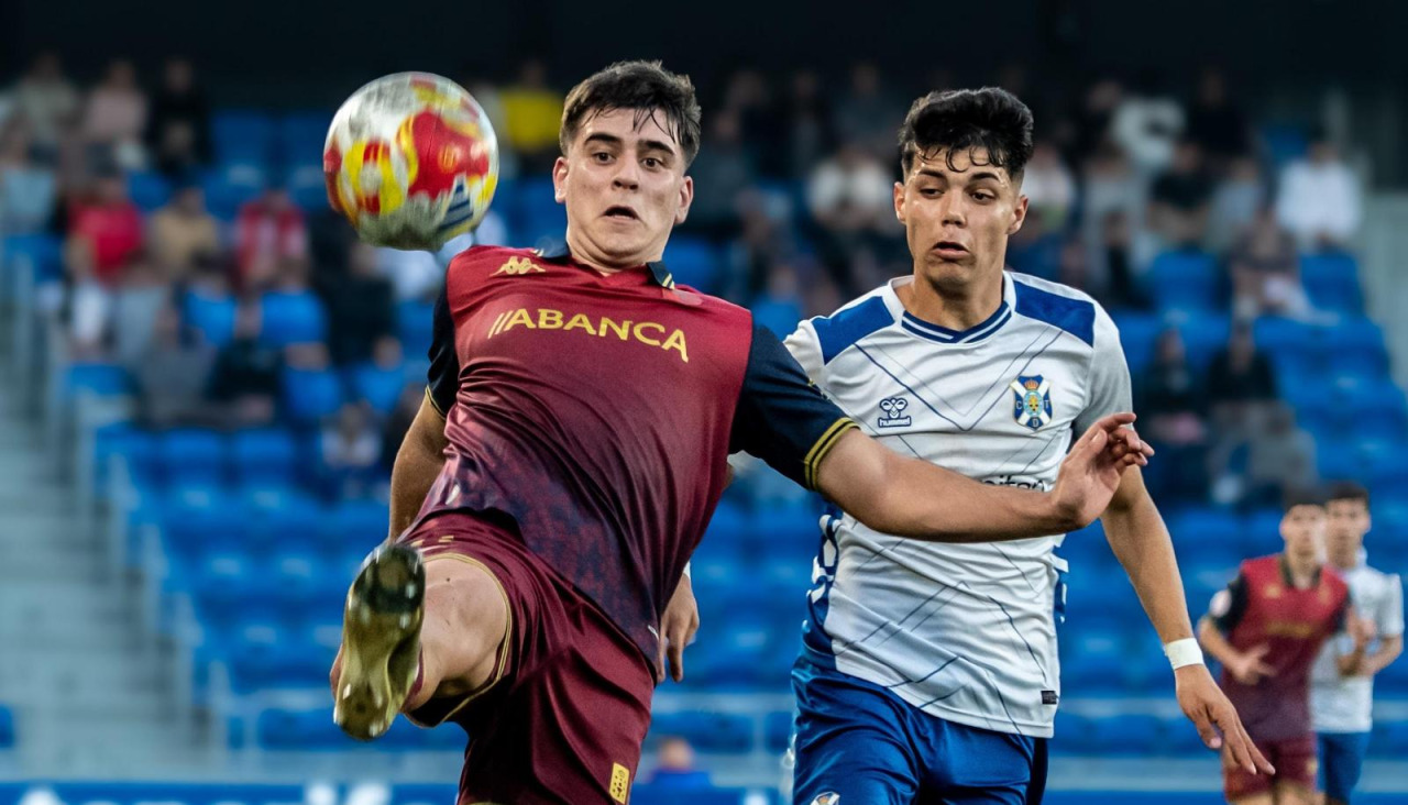 Lucas Castro en el los cuartos de final de Copa del Rey Juvenil ante el TenerifeLucas Castro en el los cuartos de final de Copa del Rey Juvenil ante el Tenerife