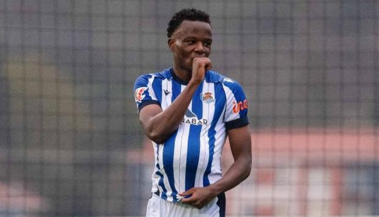 Ochieng celebra uno de sus tantos ante la Real Sociedad B