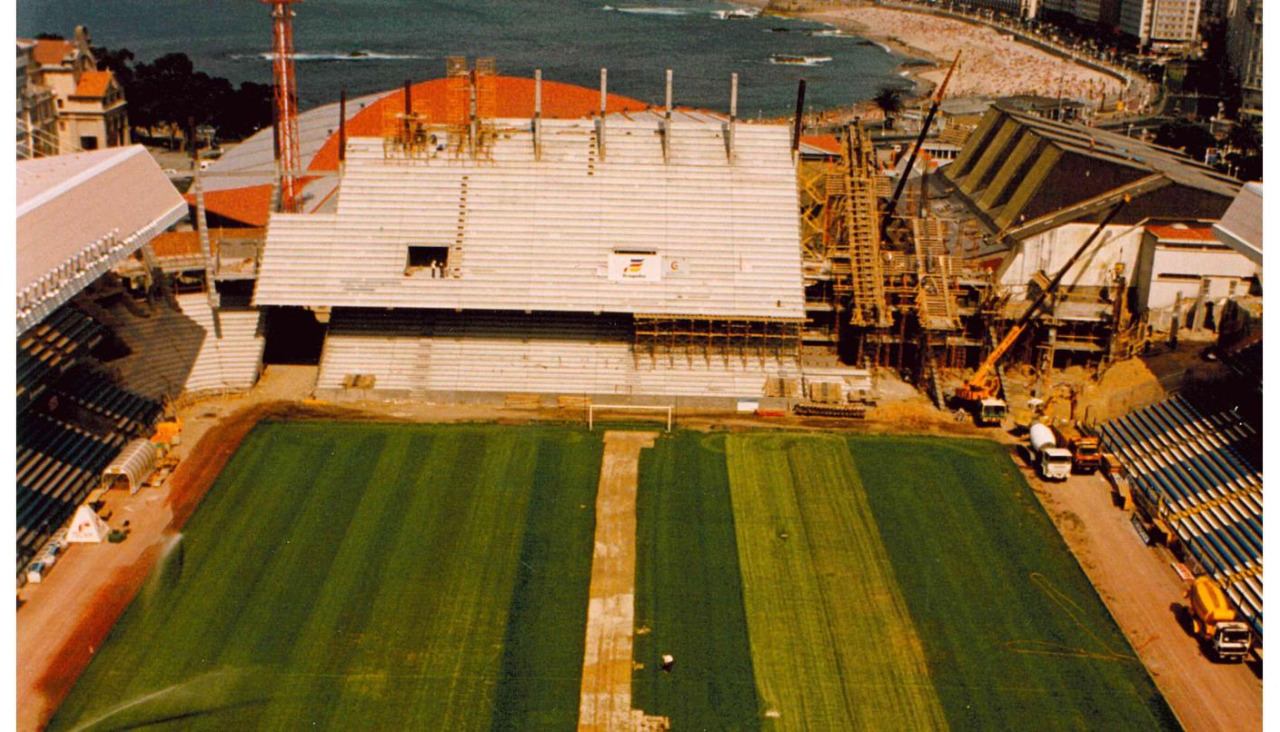 Obras en el estadio de Riazor el 6 de junio de 1996