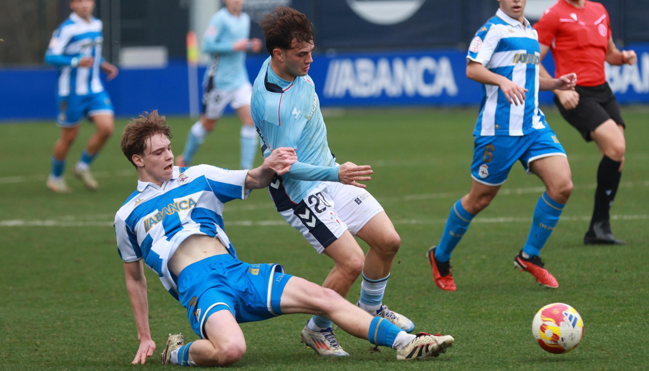 Xabi Campos en el Deportivo-Celta Juvenil que acabó con victoria blanquiazul por 3-1